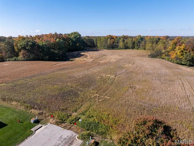 $385,000 | 0 Doe Creek Trail, Waterloo, IL 62298