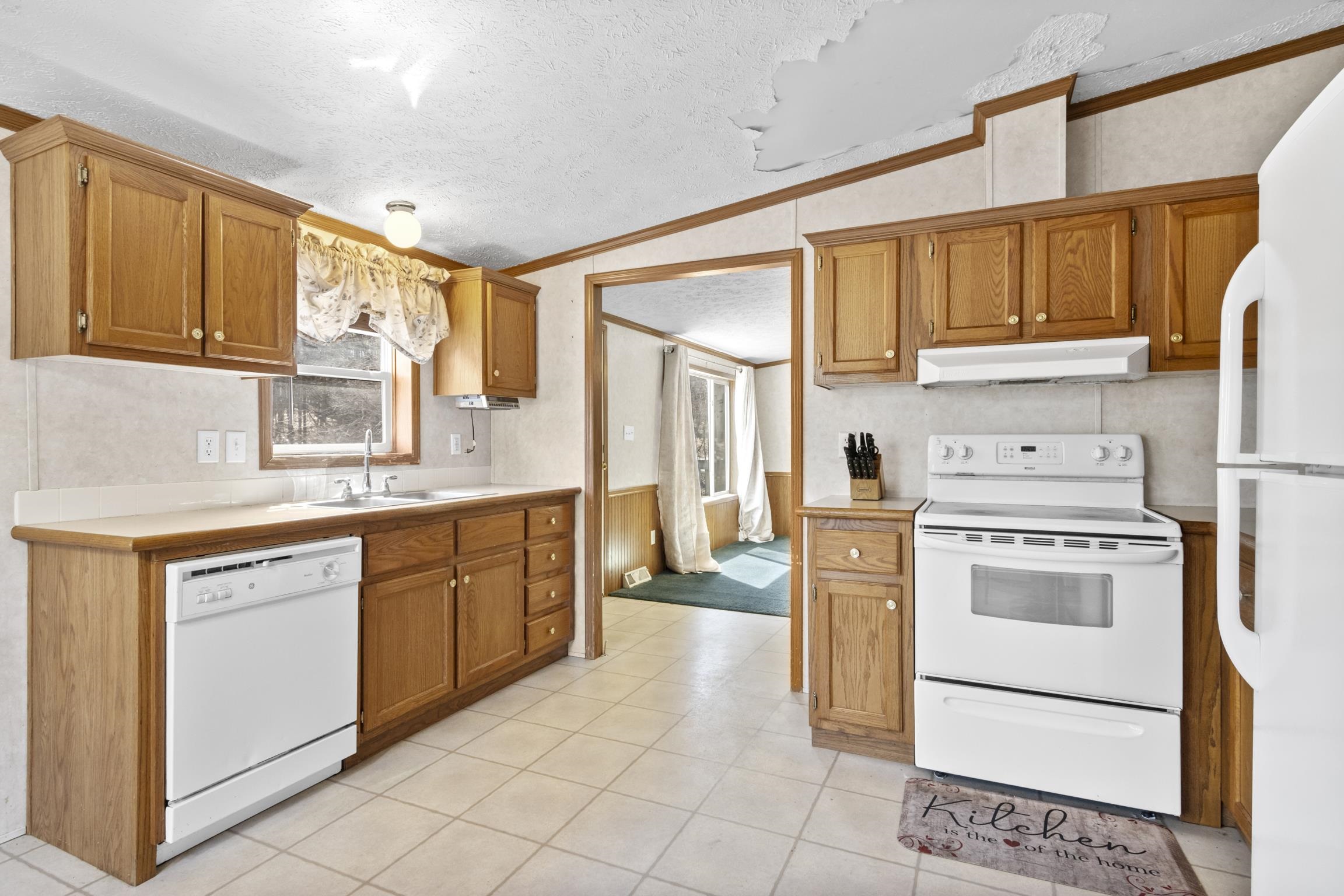 11153 Center Road Traverse City, MI 49686 - Photo 9 of 25