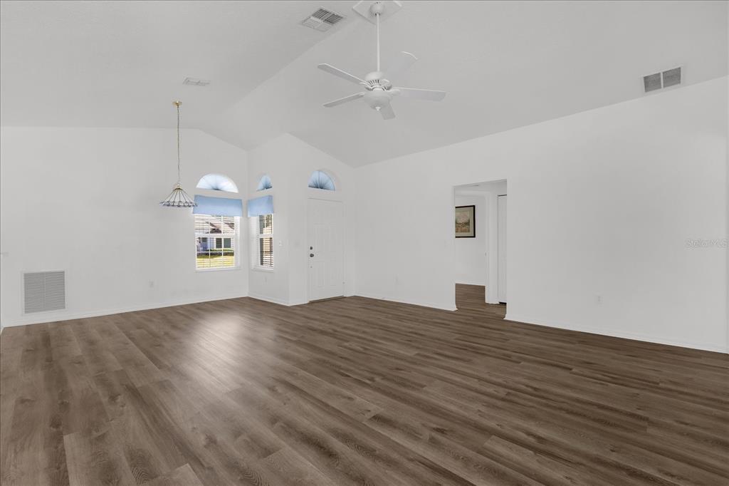 6359 Southwest 117th Loop Ocala, FL 34476 - Photo 7 of 33