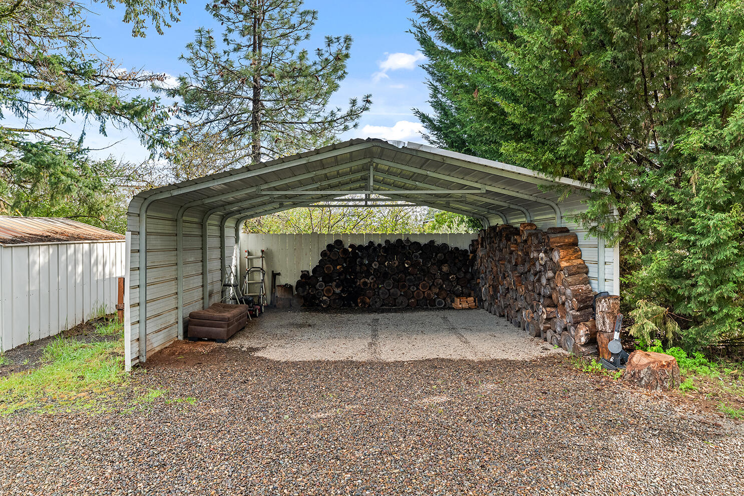 107 Patton Bar Road Cave Junction, OR 97523 - Photo 37 of 41 Gallery Image 37