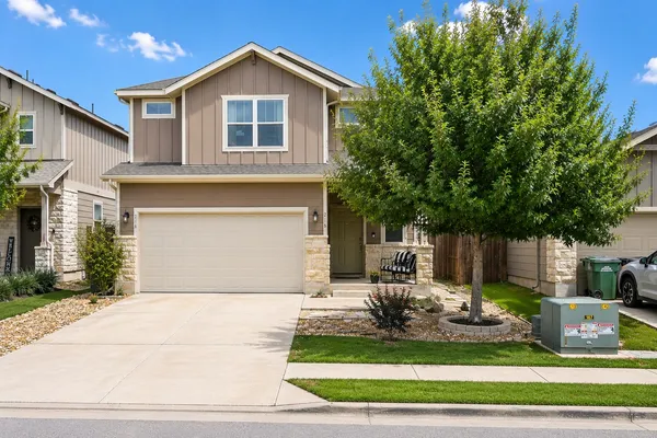 $2,150 | 216 La Dera Drive, Liberty Hill, TX 78642