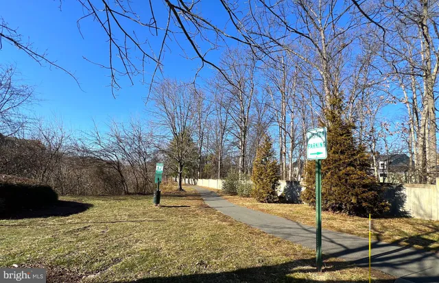 $1,900 | 12919 Alton Square, Unit 112, Herndon, VA 20170