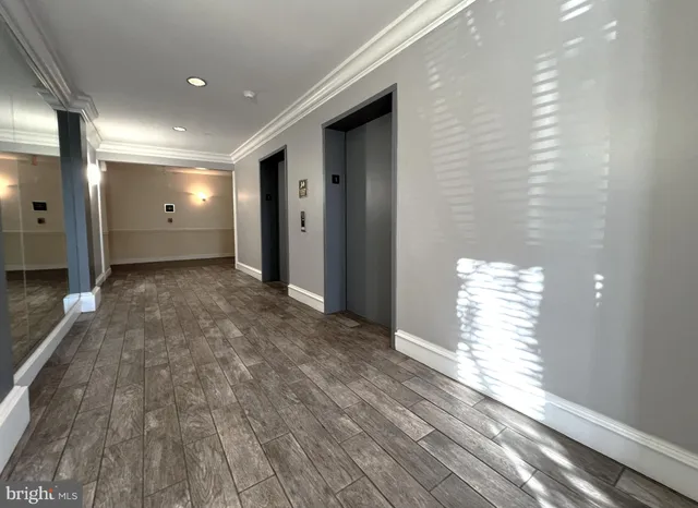 $1,900 | 12919 Alton Square, Unit 112, Herndon, VA 20170