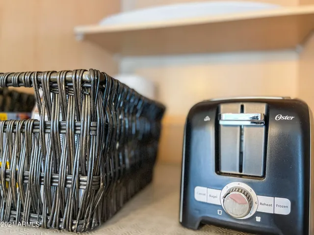 $9,995 | 1218 East Seahorse Lane, Gilbert, AZ 85234