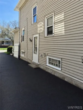 $2,799 | 51 West Northrup Place, Unit N, Buffalo, NY 14214
