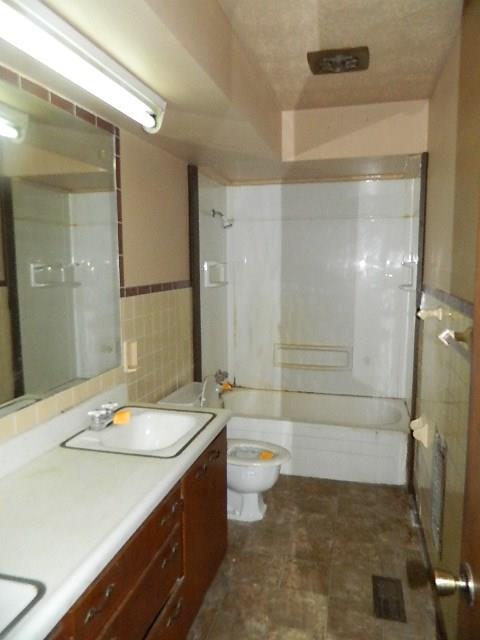 6251 Flynn Road Indianapolis, IN 46241 - Photo 3 of 24 Gallery Image 3