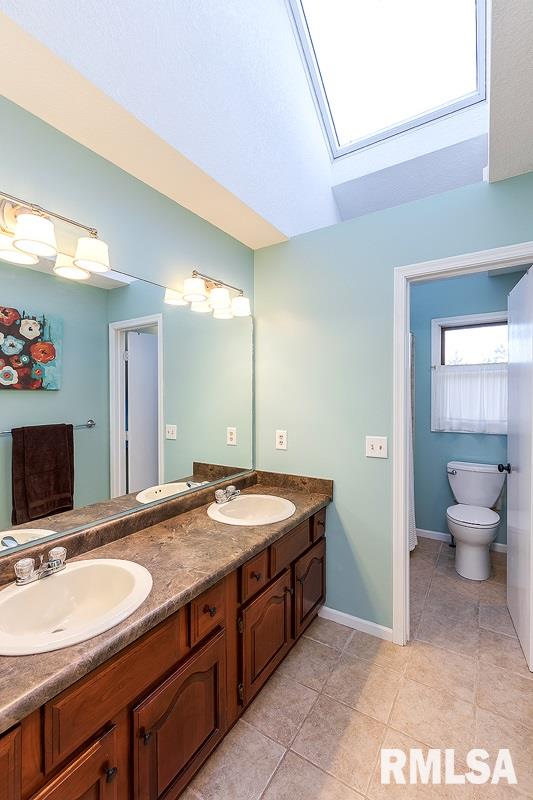 2298 Wynnewood Road Bettendorf, IA 52722 - Photo 20 of 24 Gallery Image 20