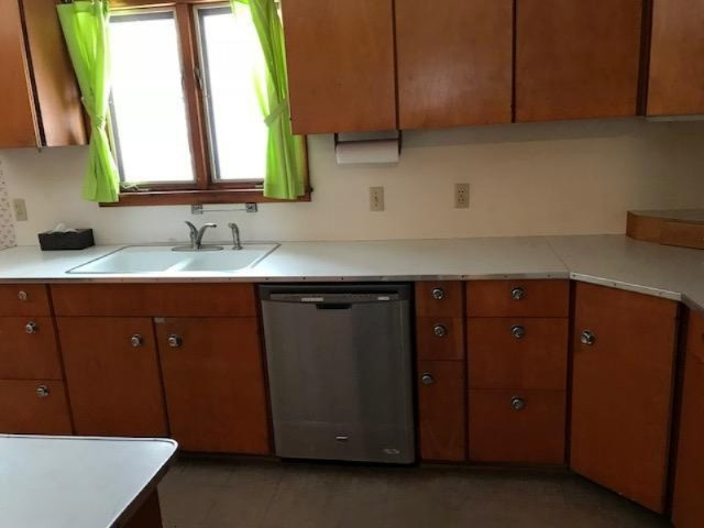 5642 North Sprinkle Road Kalamazoo, MI 49004 - Photo 4 of 25 bahrkit2