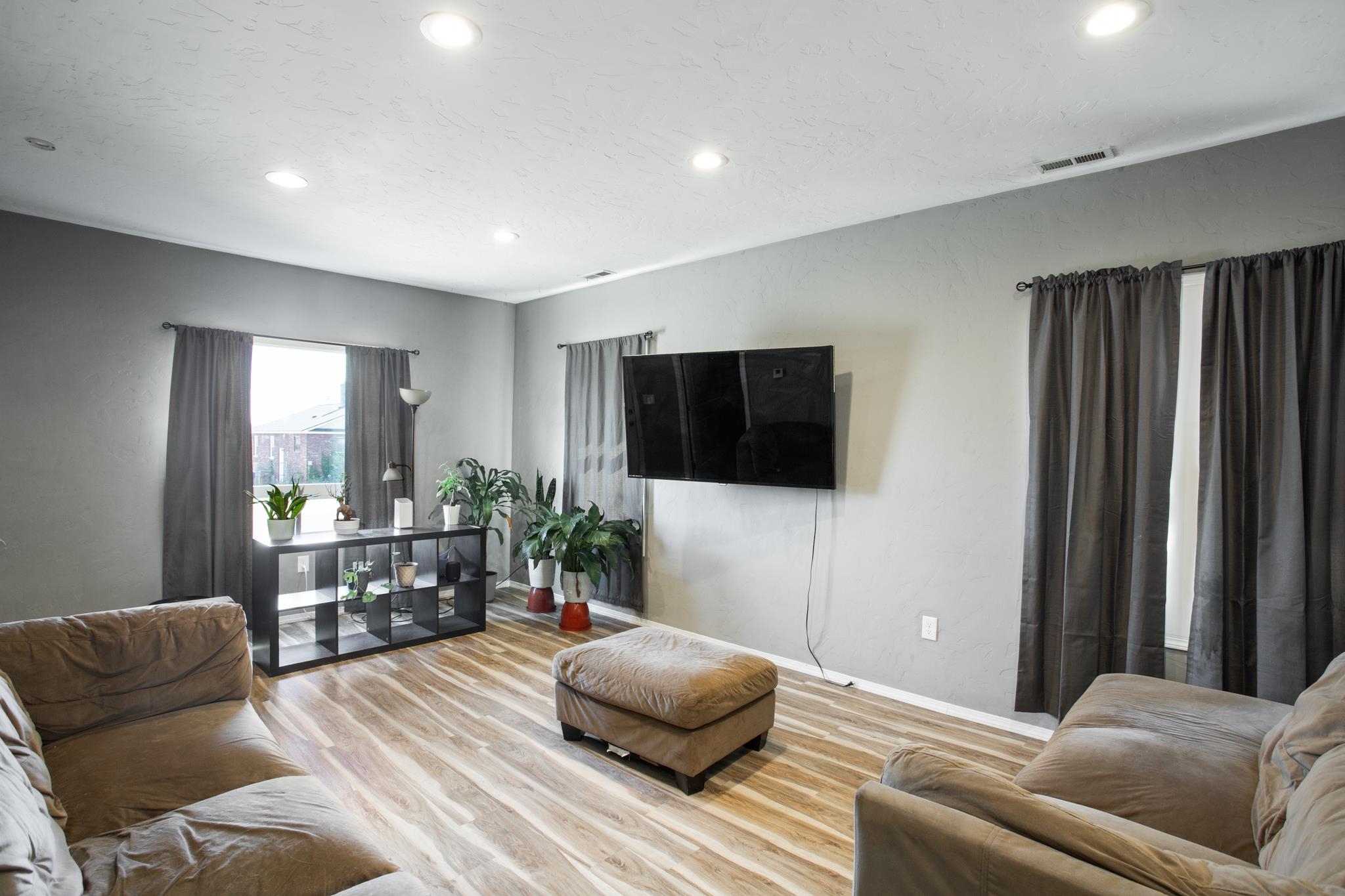 19 East Gordon Avenue Spokane, WA 99207 - Photo 5 of 21