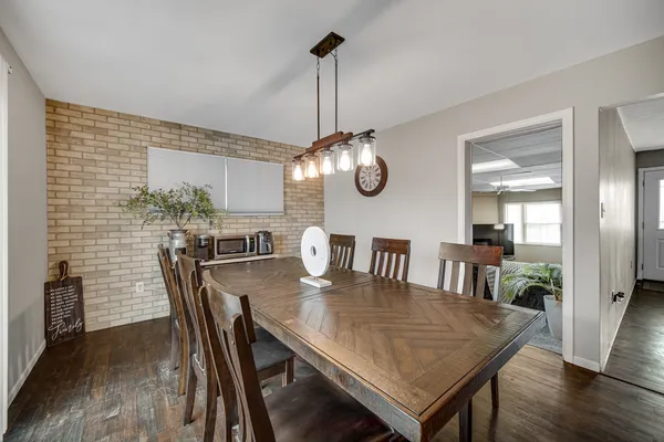 $251,900 | 17509 Maple Avenue, Lansing, IL 60438