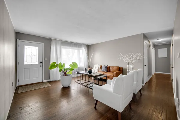 $251,900 | 17509 Maple Avenue, Lansing, IL 60438