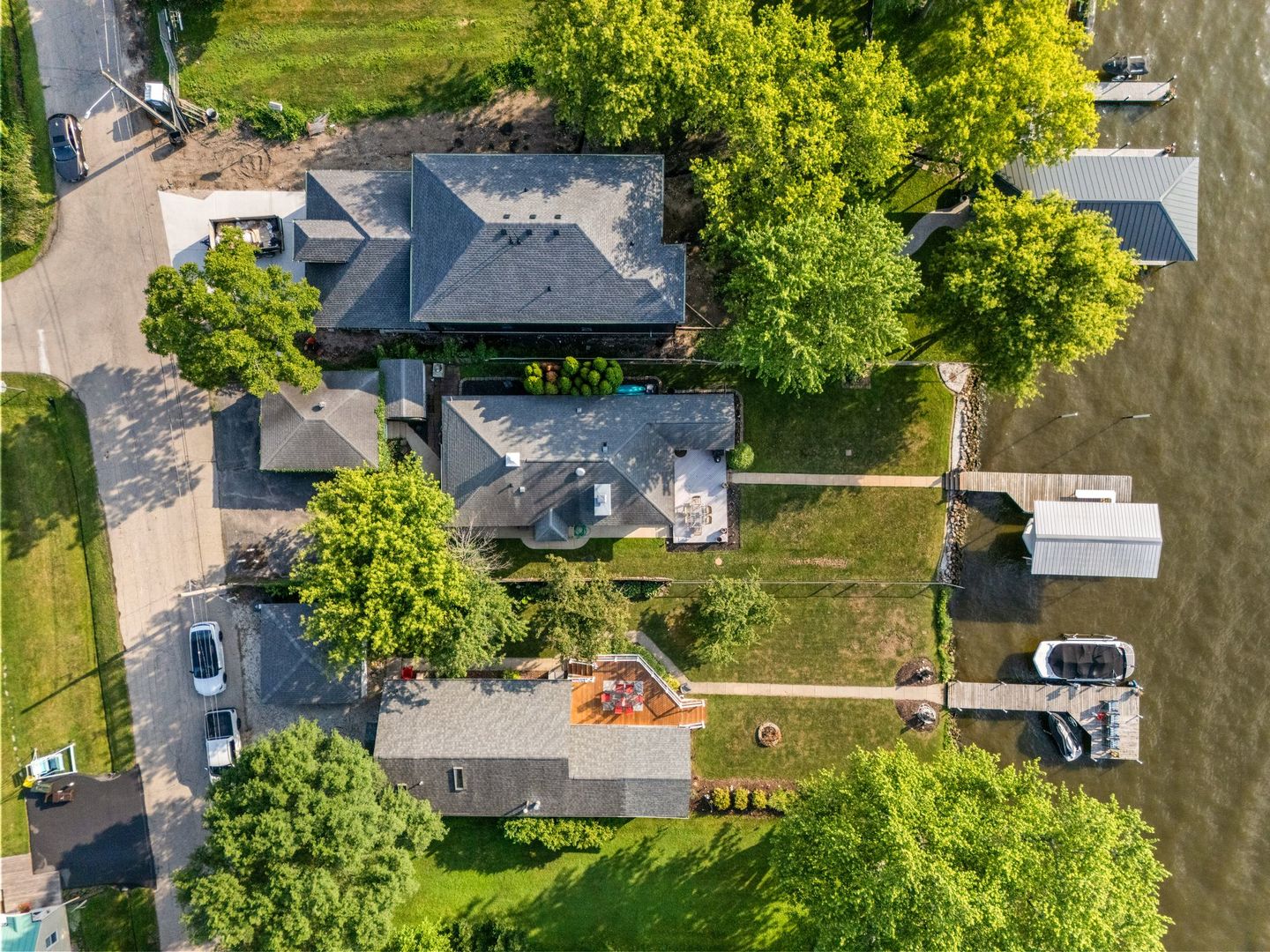 1515 North River Road McHenry, IL 60051 - Photo 14 of 27 an aerial view of a house with a garden