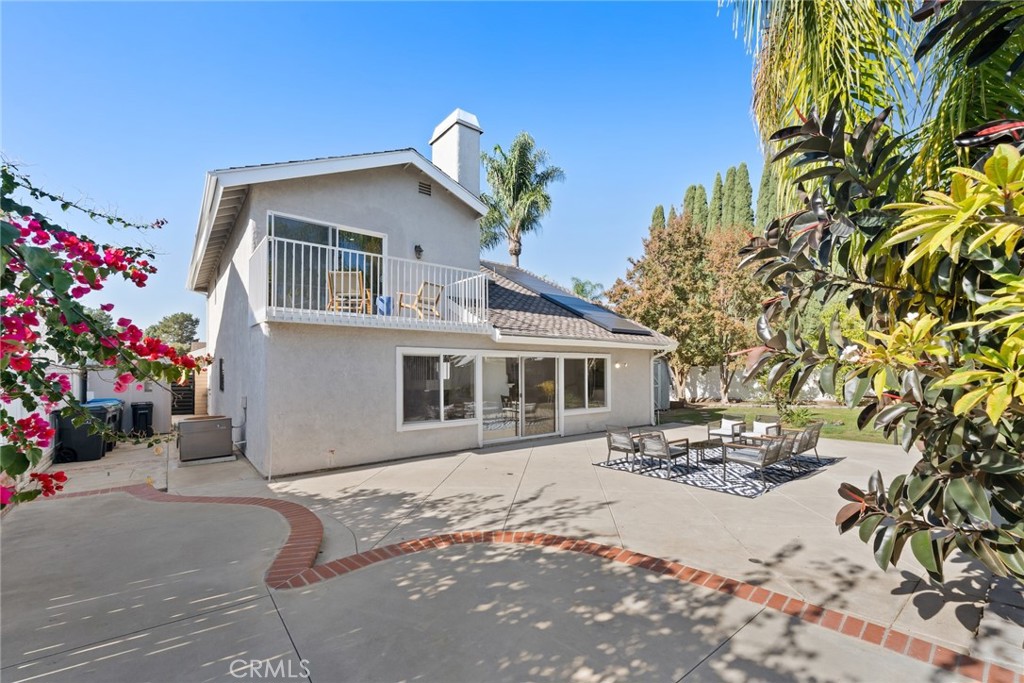 7 Boone Irvine, CA 92620 - Photo 37 of 38 a front view of a house with a yard and garage