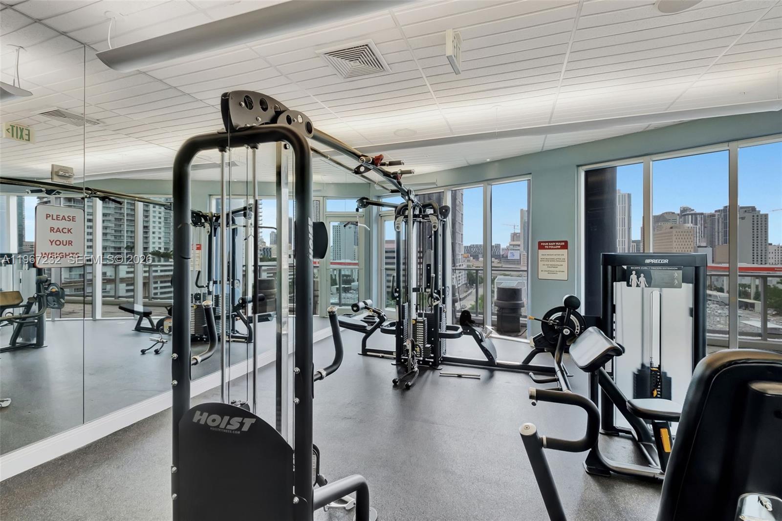 185 Southwest 7th Street, Unit 4410 Miami, FL 33130 - Photo 21 of 30