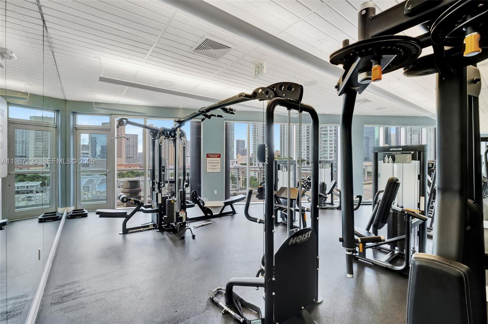 185 Southwest 7th Street, Unit 4410 Miami, FL 33130 - Photo 25 of 30