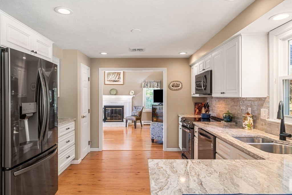 3 Jonathans Way Upton, MA 01568 - Photo 11 of 40 Gallery Image 11