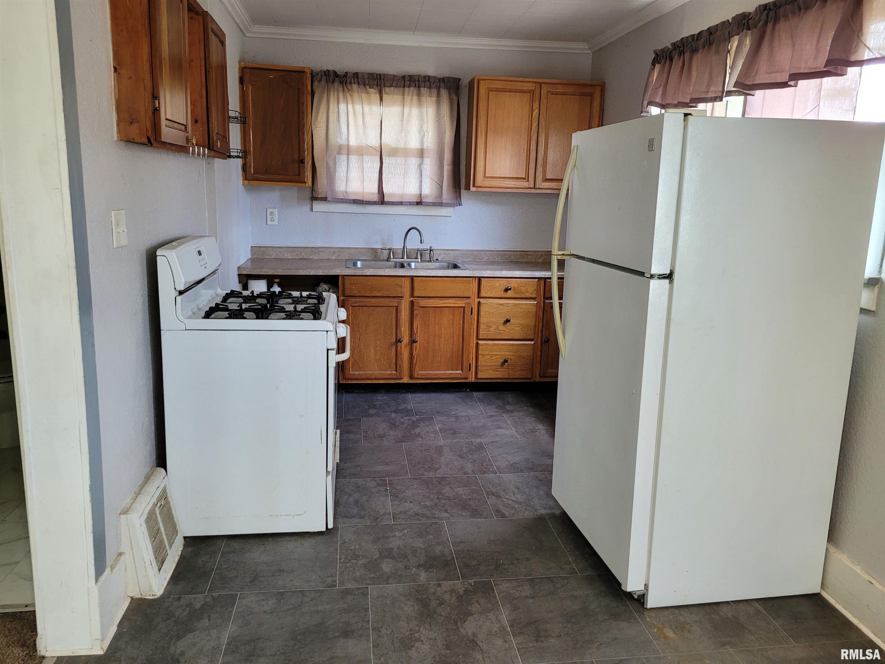 301 Fulton Avenue St. David, IL 61563 - Photo 17 of 20 Gallery Image 17