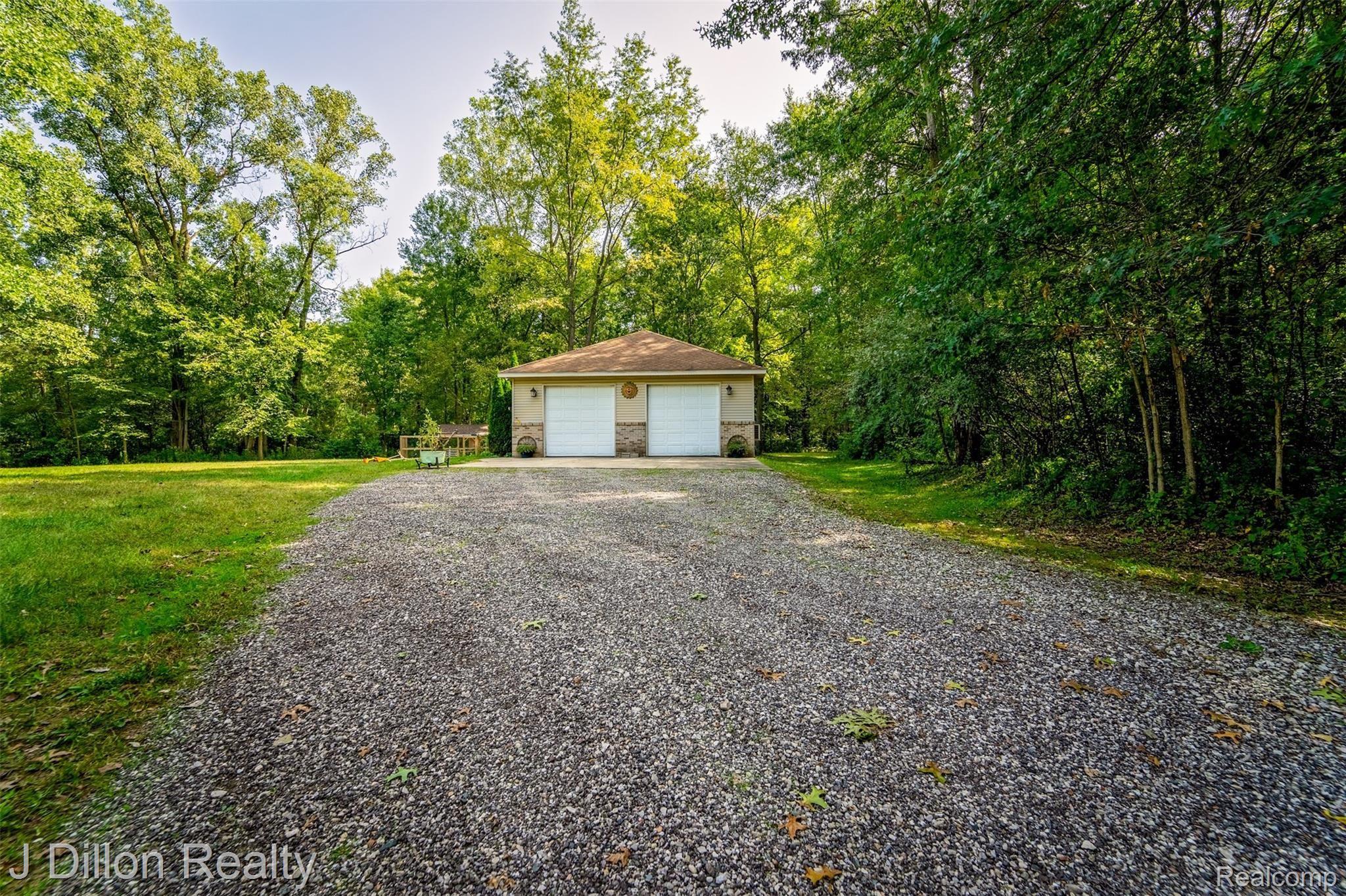 22855 Bohn Road Belleville, MI 48111 - Photo 18 of 48 22855 Bohn -20.jpg