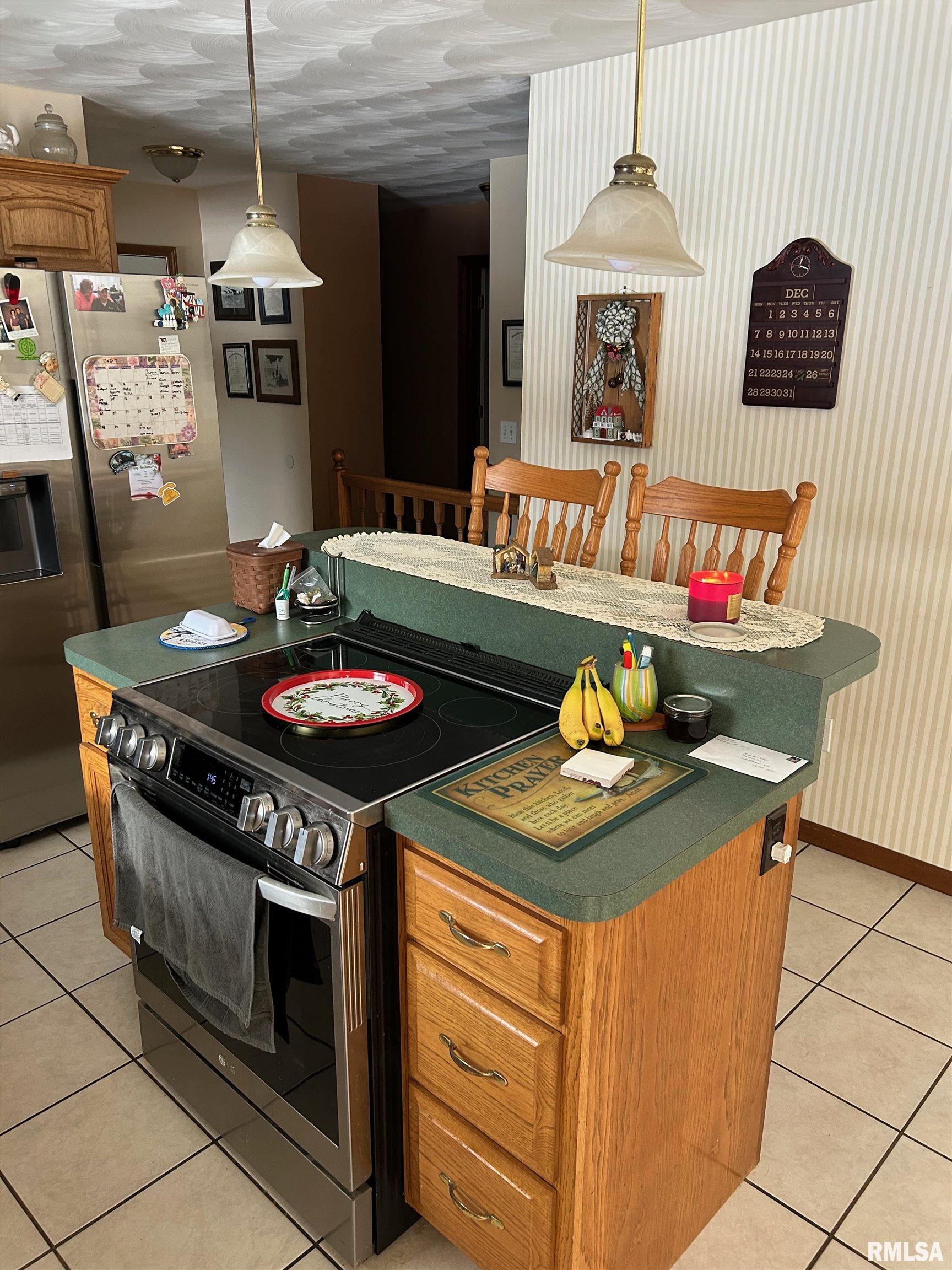 180 Etherton Lane Springfield, IL 62712 - Photo 22 of 61