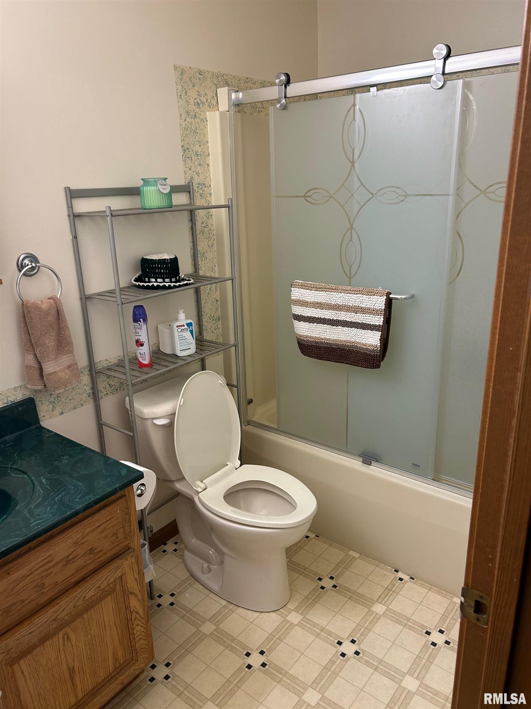 180 Etherton Lane Springfield, IL 62712 - Photo 38 of 56