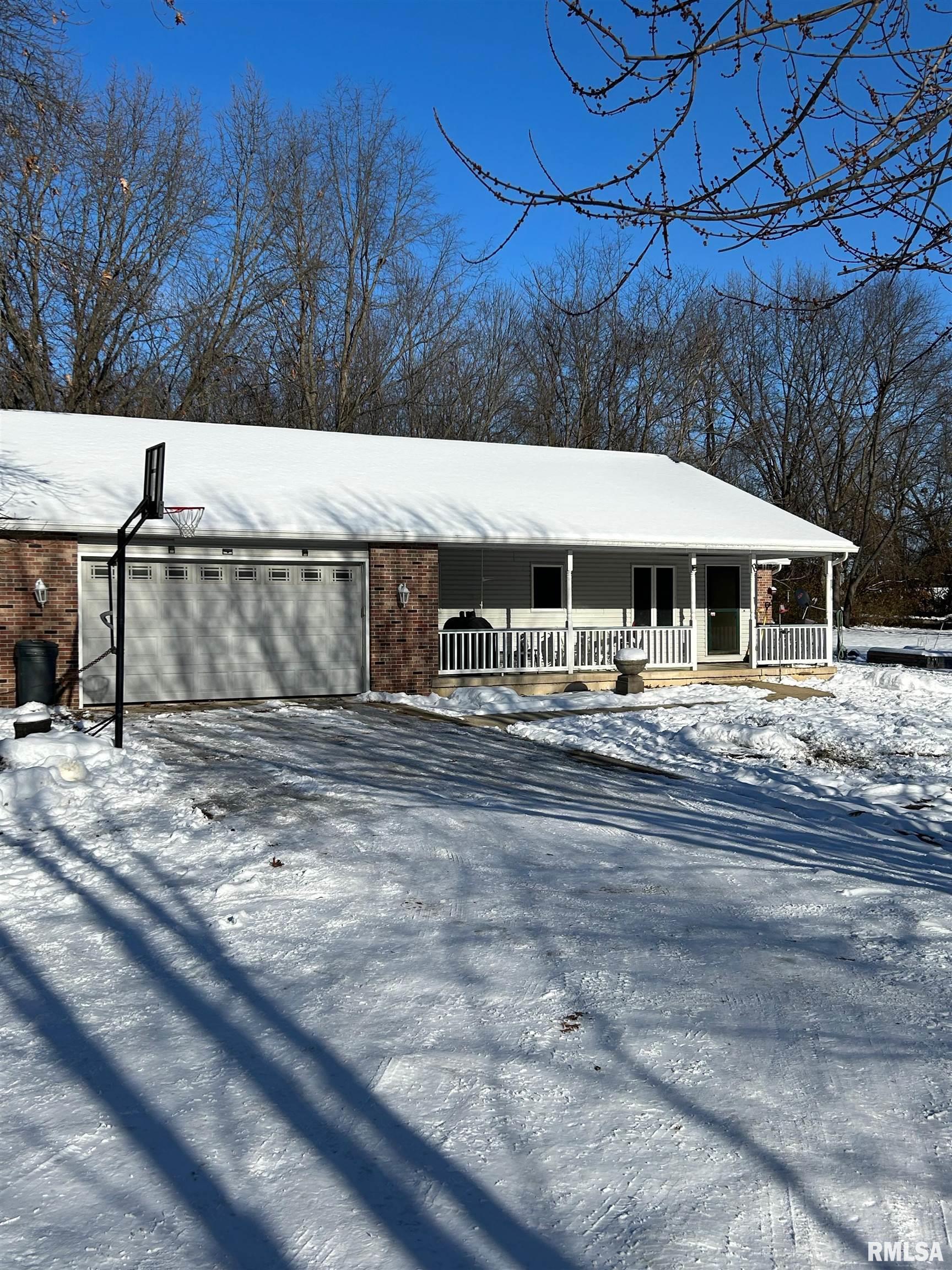 180 Etherton Lane Springfield, IL 62712 - Photo 4 of 61