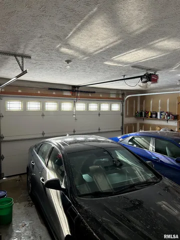 $400,000 | 180 Etherton Lane, Springfield, IL 62712