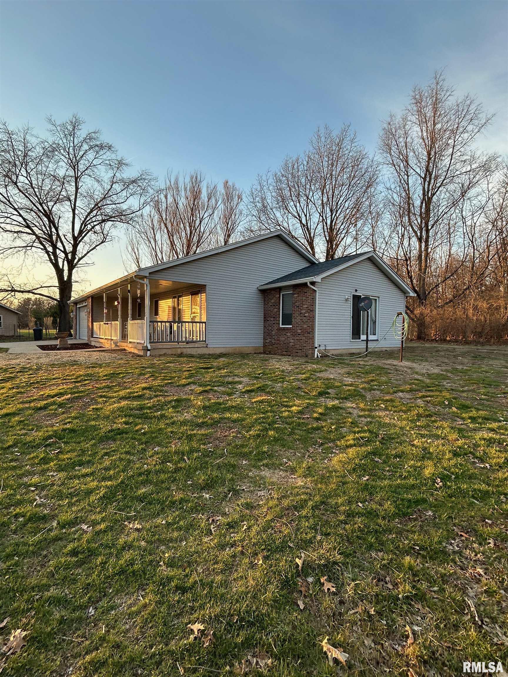 180 Etherton Lane Springfield, IL 62712 - Photo 6 of 56