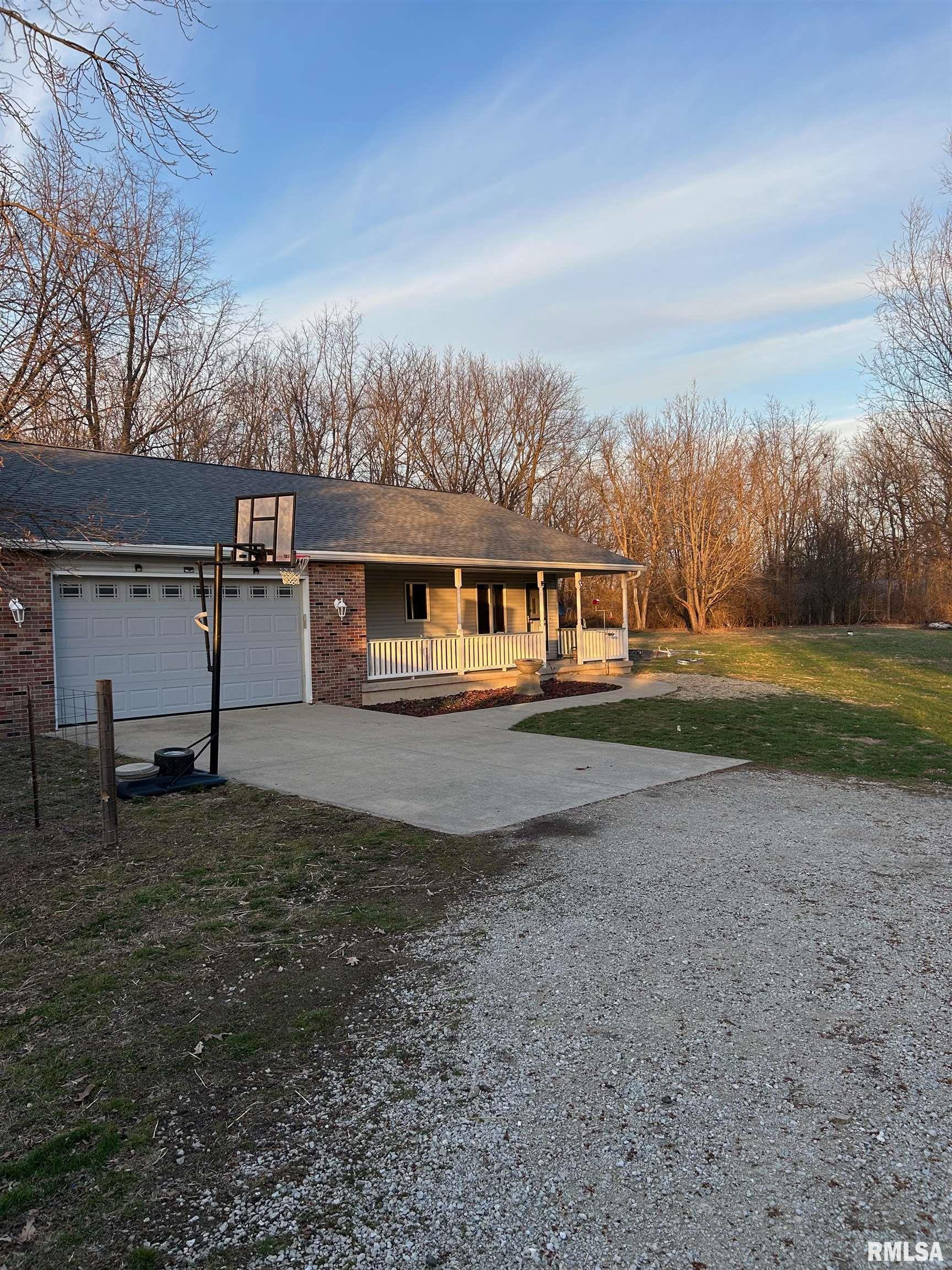 180 Etherton Lane Springfield, IL 62712 - Photo 7 of 56