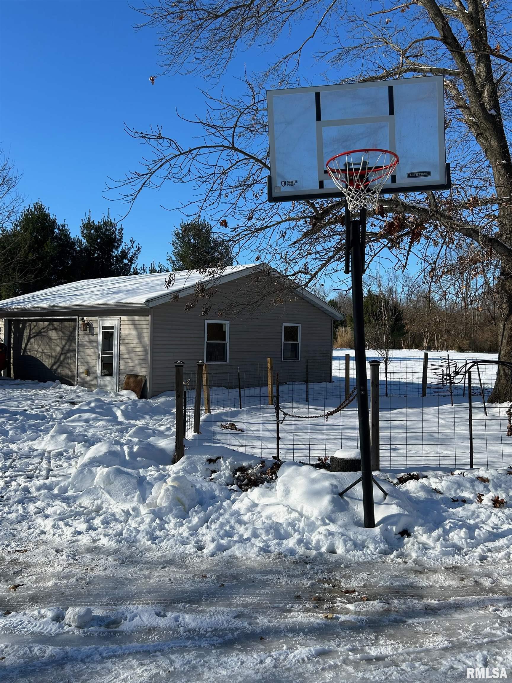 180 Etherton Lane Springfield, IL 62712 - Photo 8 of 61