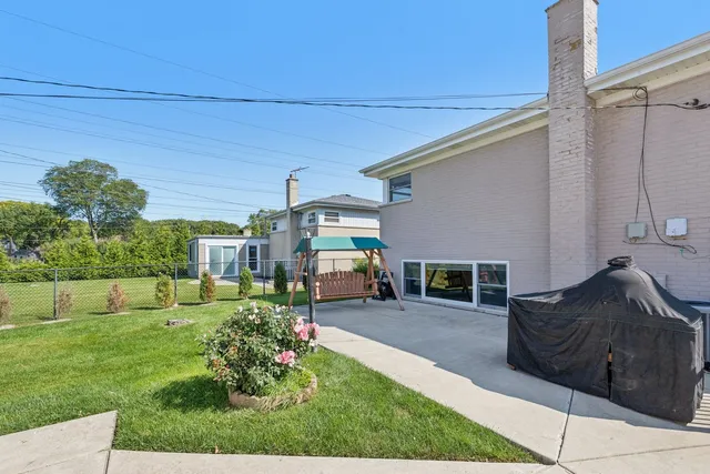$559,000 | 9314 Menard Avenue, Morton Grove, IL 60053