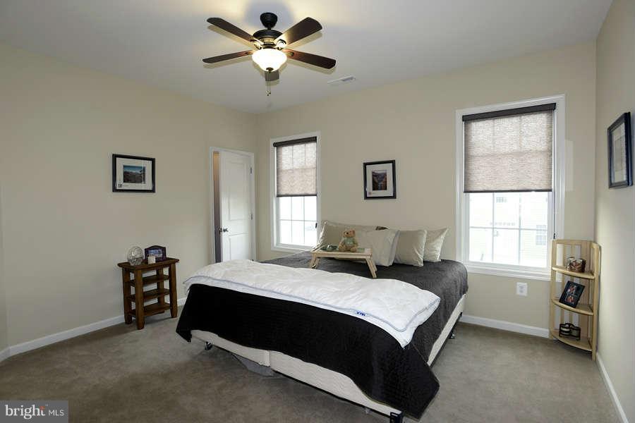 13233 Moonlight Trail Drive Silver Spring, MD 20906 - Photo 17 of 29 Bedroom #3
