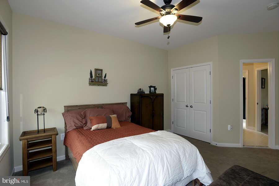 13233 Moonlight Trail Drive Silver Spring, MD 20906 - Photo 19 of 29 Bedroom #4