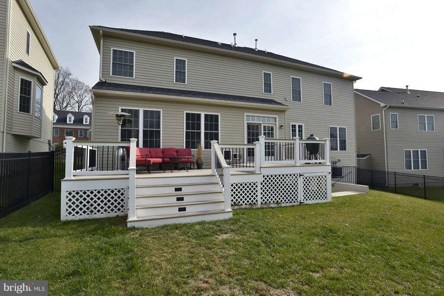 13233 Moonlight Trail Drive Silver Spring, MD 20906 - Photo 28 of 29 Exterior (Rear)