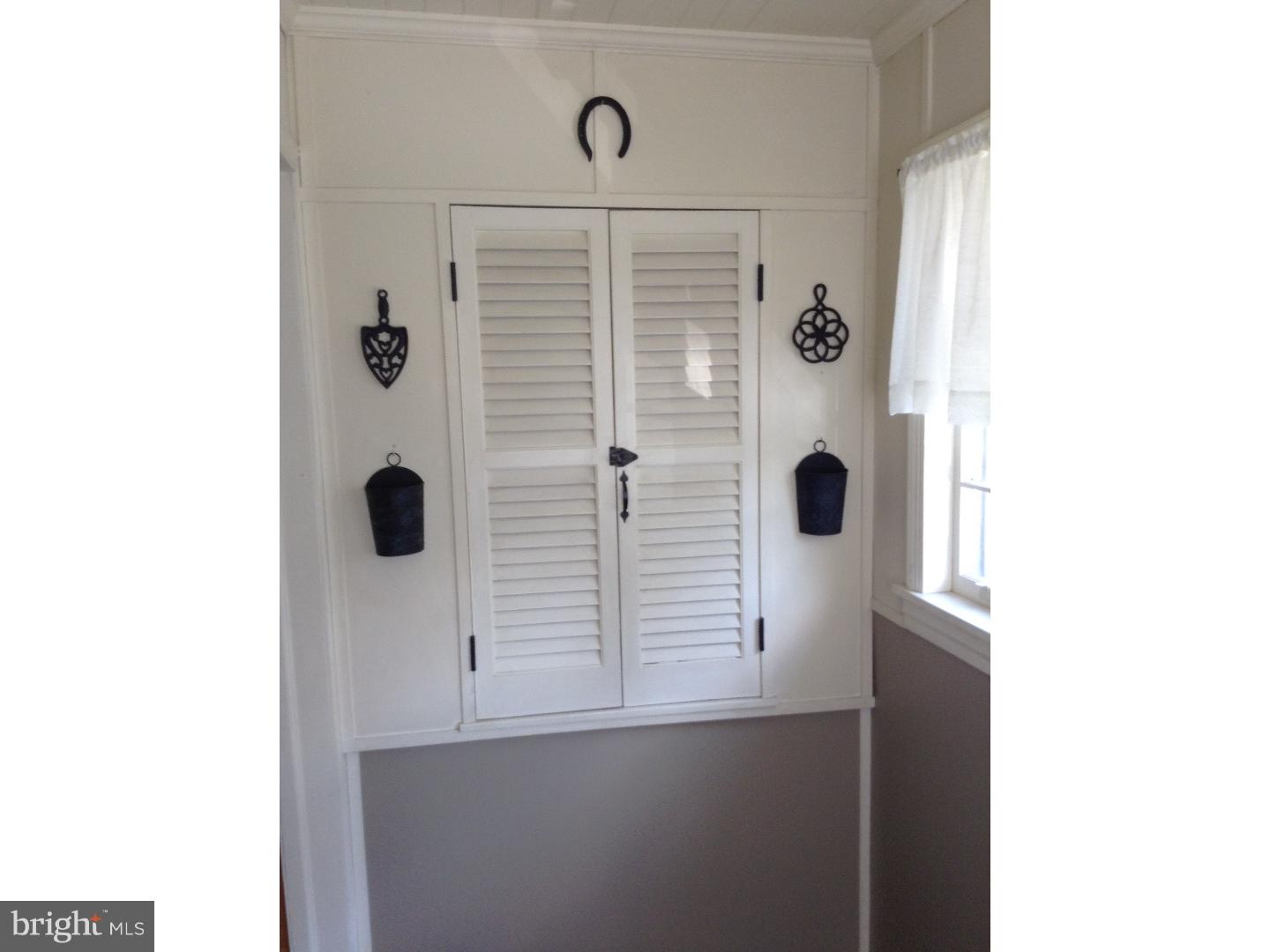 2409 Hollis Road Havertown, PA 19083 - Photo 14 of 25 Mud Room