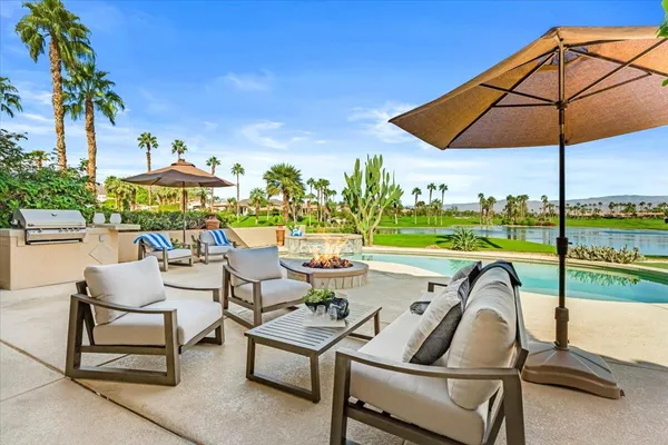 a outdoor view with a sitting space