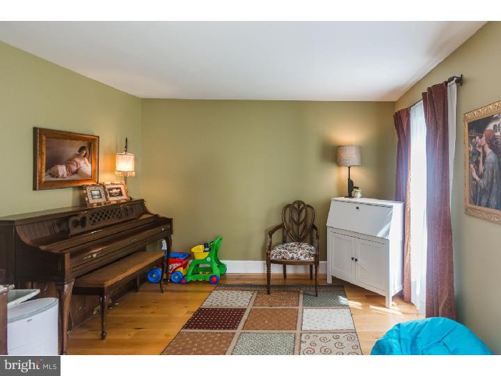 268 Hill Road Elverson, PA 19520 - Photo 12 of 23 Family Room