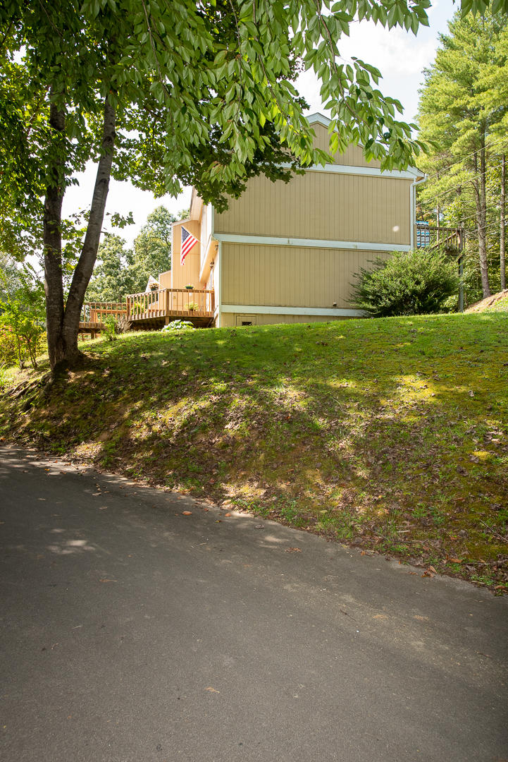 815 Hunters Run Road, Unit 2 Townsend, TN 37882 - Photo 29 of 33 DSC_2441