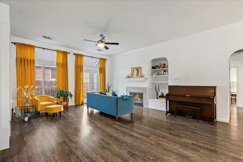 $595,000 | 5948 Lomita Verde Circle, Austin, TX 78749