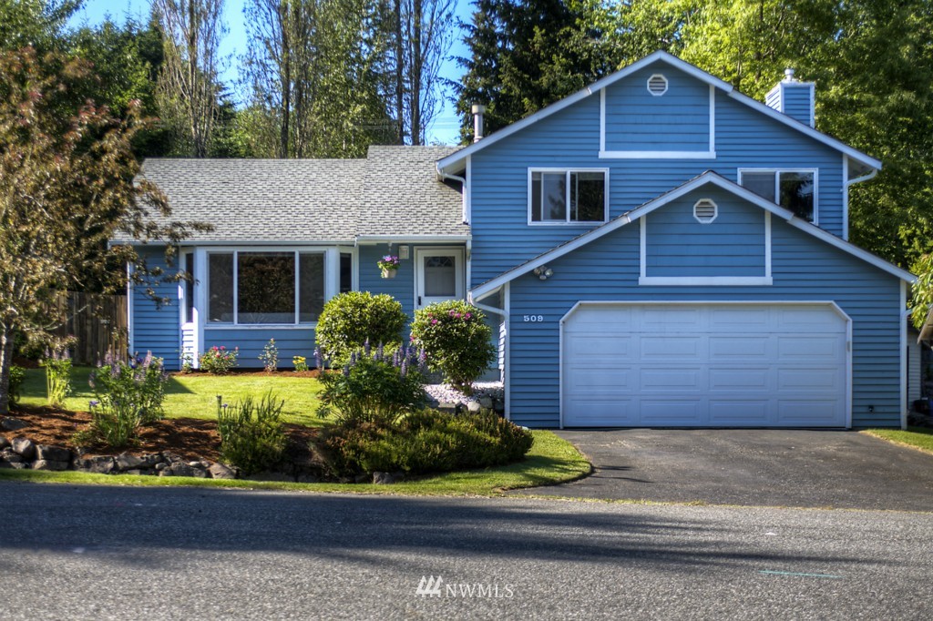 509 164th Place Southeast Bothell, WA 98012 - Photo 1 of 15
