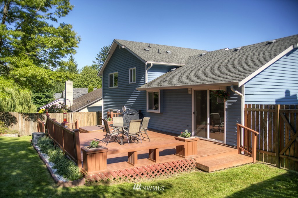 509 164th Place Southeast Bothell, WA 98012 - Photo 12 of 15