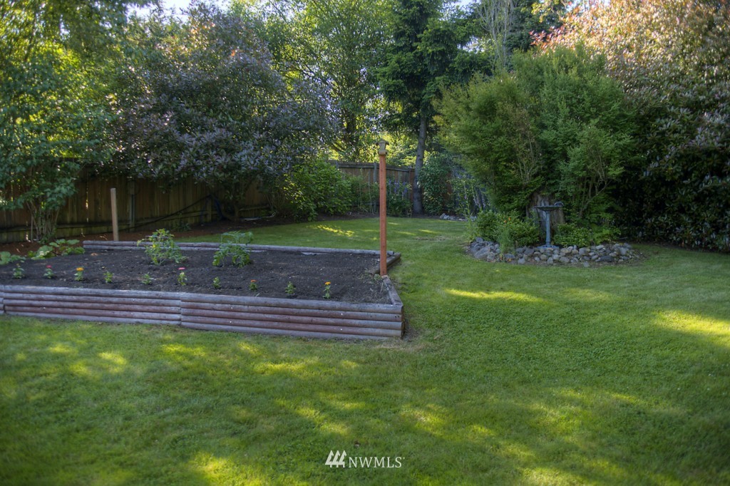 509 164th Place Southeast Bothell, WA 98012 - Photo 13 of 15