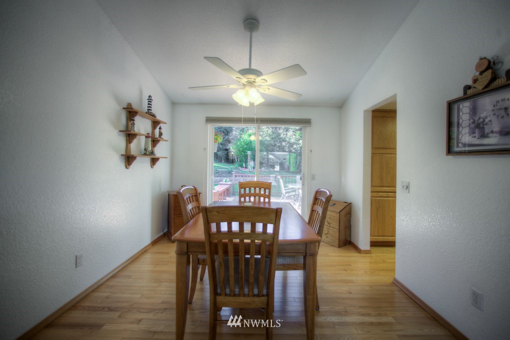509 164th Place Southeast Bothell, WA 98012 - Photo 3 of 15