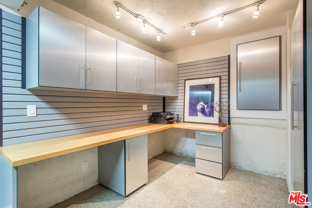 8427 Ridpath Drive Los Angeles, CA 90046 - Photo 27 of 27