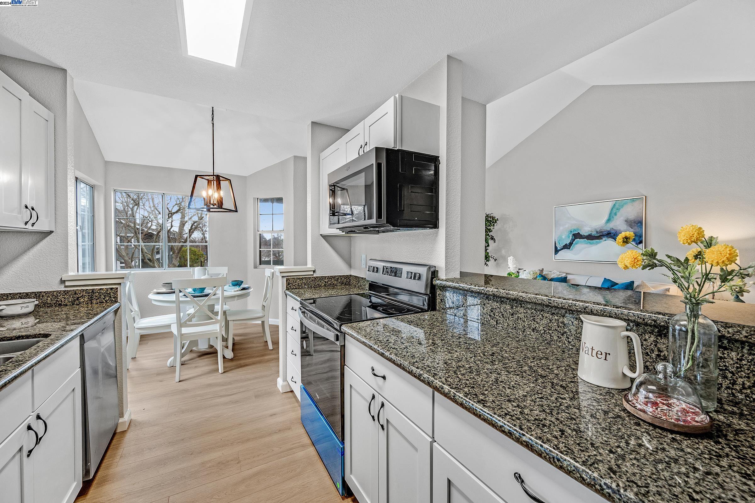 7815 Canyon Meadows Circle, Unit H Pleasanton, CA 94588 - Photo 7 of 14