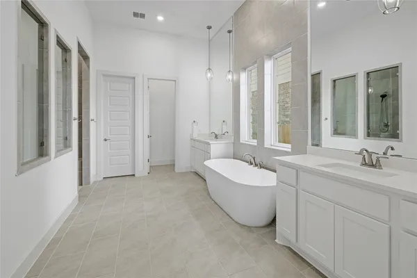 $575,000 | 104 Serenity Hills Drive, Georgetown, TX 78628