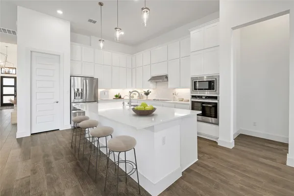 $575,000 | 104 Serenity Hills Drive, Georgetown, TX 78628