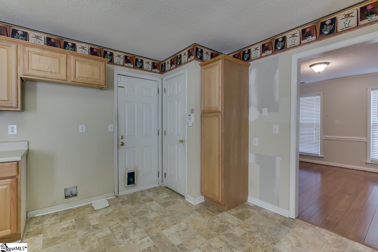 204 Roper Meadow Drive Simpsonville, SC 29681 - Photo 16 of 35 Gallery Image 16