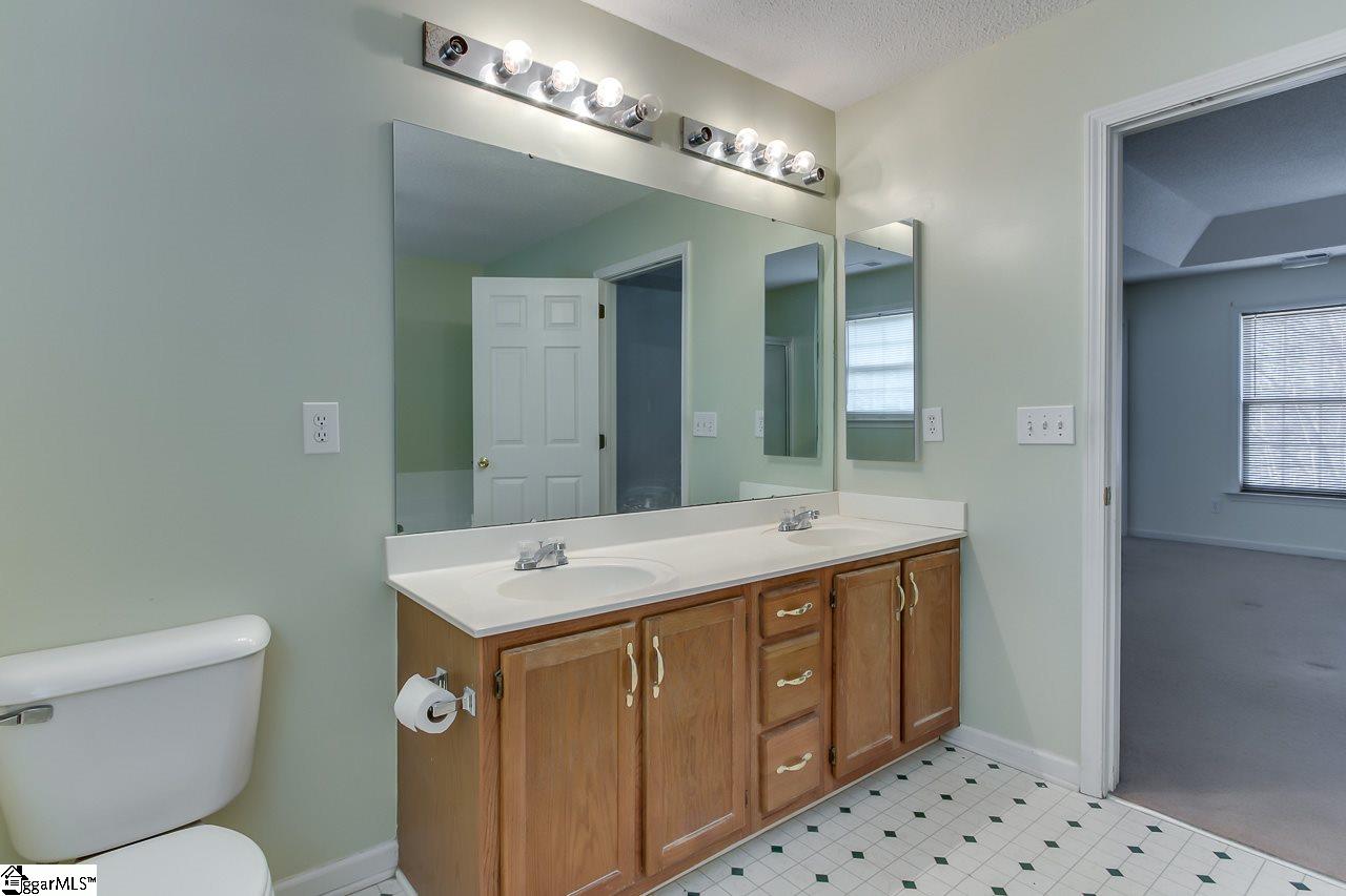 204 Roper Meadow Drive Simpsonville, SC 29681 - Photo 25 of 35 Gallery Image 25