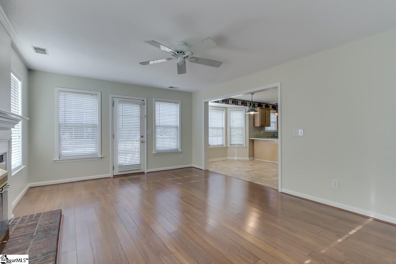 204 Roper Meadow Drive Simpsonville, SC 29681 - Photo 10 of 35 Gallery Image 10