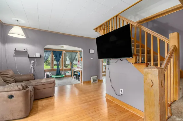 $259,000 | 317 East Waterford Street, Wakarusa, IN 46573